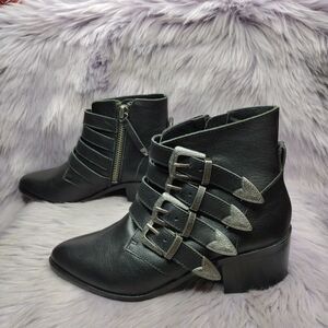 Steve Madden Billie Black Leather Boots Buckles Womens Size 7 Boho Western